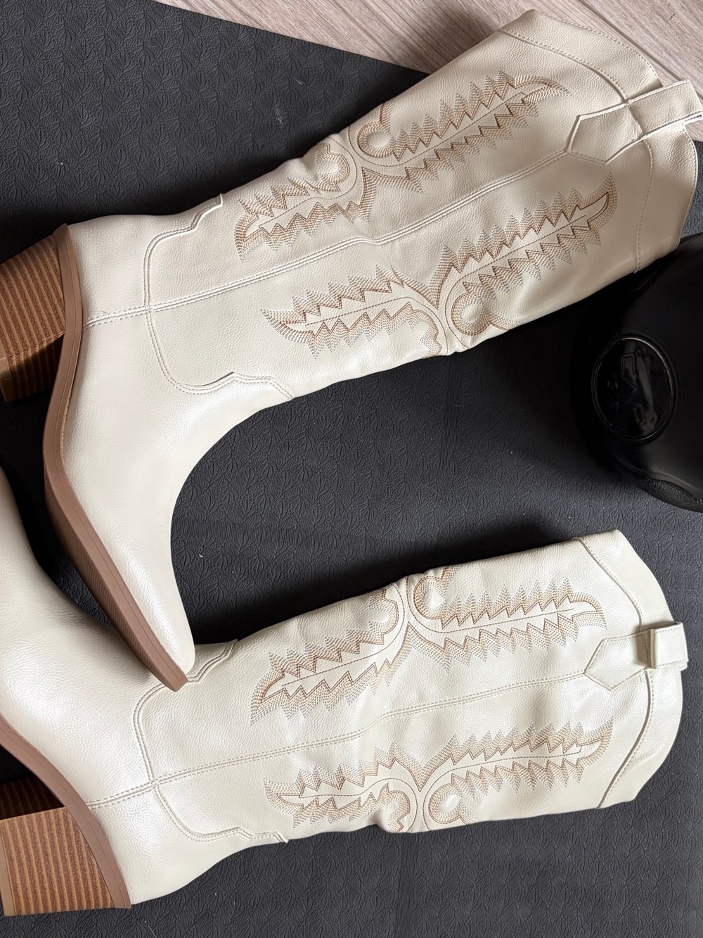 Sun + Stone Cream Western Embroidered Mid-Calf Heeled Boots